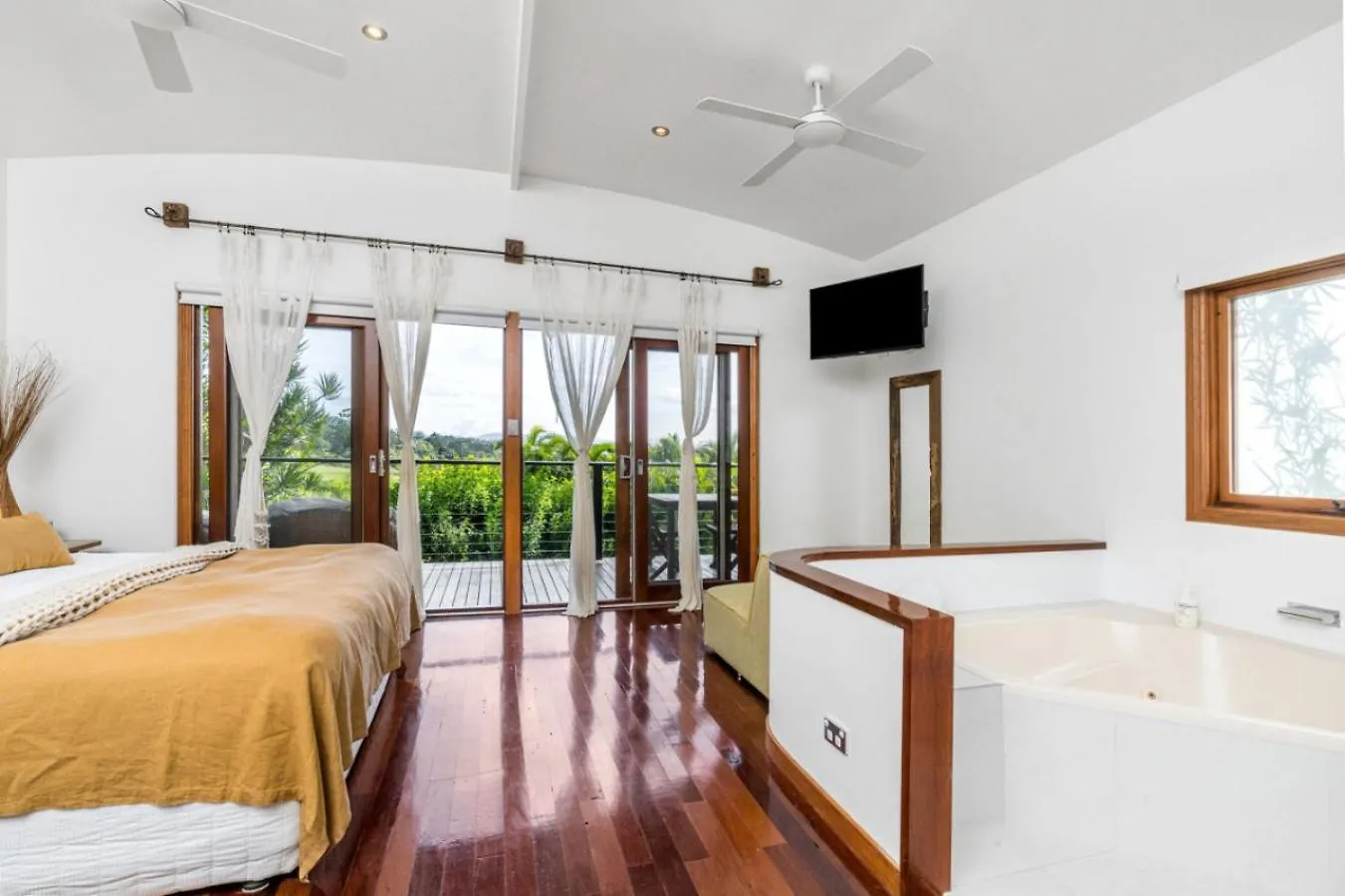 Cape Byron Retreat Byron Bay Villa Holiday home